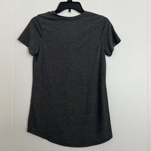 FRIENDS (tv series) - Women's Gray with Silver Letters High-Low T-Shirt - M - Picture 5 of 5